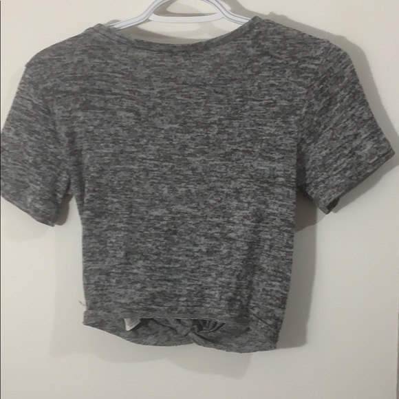 Crop top - Picture 2 of 2